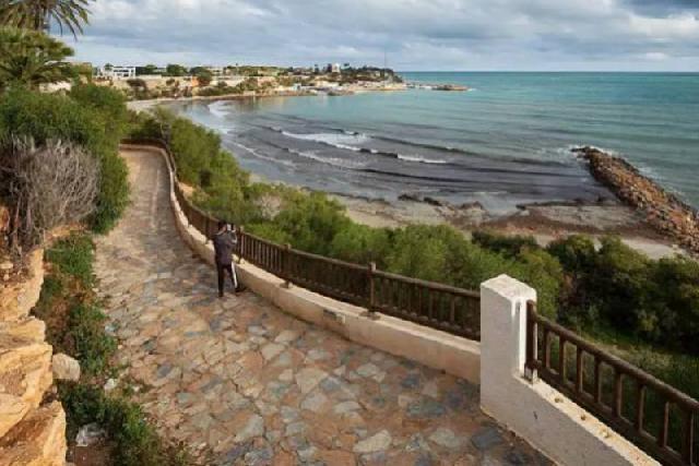 Akilar 1718631250CIRSKN ref 1824 mobile 23 Cabo Roig beach walk Villamartin