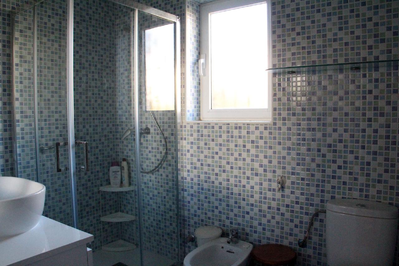 Akilar 1707150106WVPZLH ref 1818 mobile 12 Full family shower room Cabo Roig