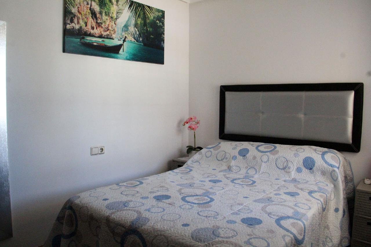 Akilar 1716498377IRWABO ref 1822 mobile 10 Bedroom 2 Playa Flamenca