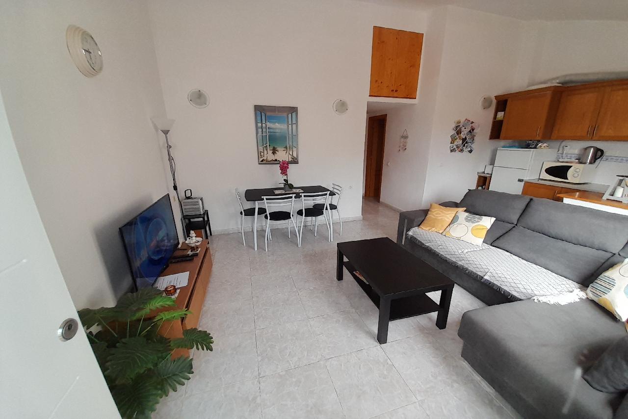 Akilar 1643144287ZNKHCL ref 1775 mobile 3 Lovely living room and dining area Villamartin