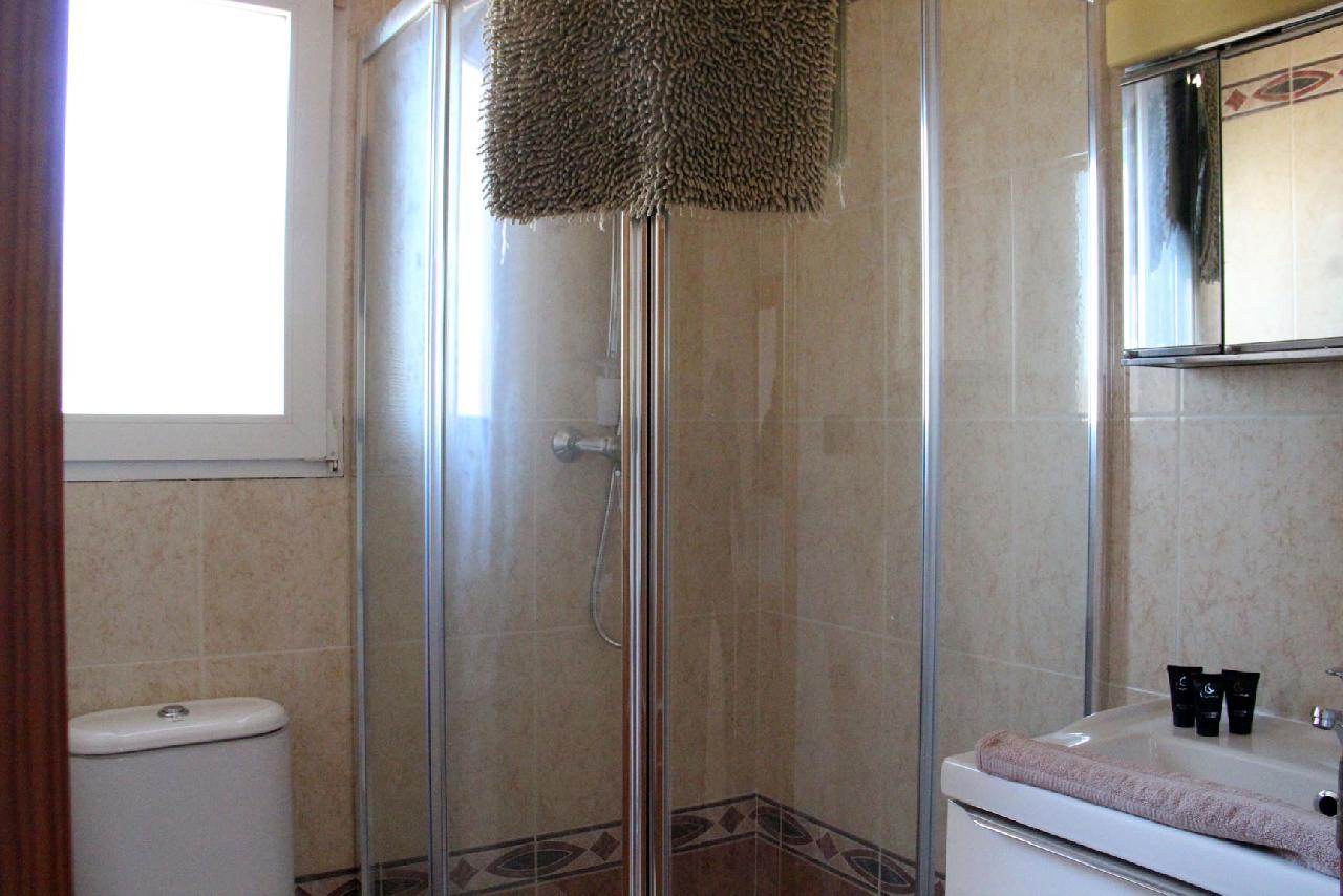 Akilar 1699273013NSVEWA ref 1812 mobile 17 Shower for the upstairs apartment Playa Flamenca