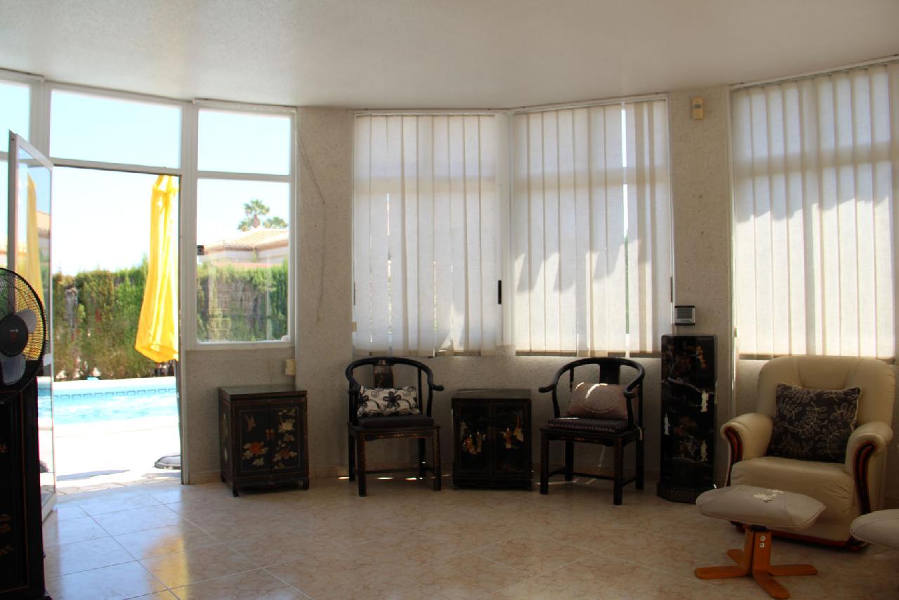 Akilar 1699273013NSVEWA ref 1812 mobile 5 Spacious dining are for the villa Playa Flamenca