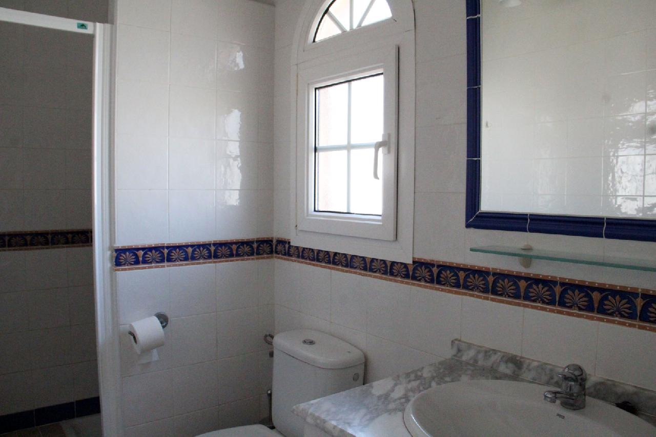 Akilar 1653238790ESCMTG ref 1784 mobile 9 Ensuite shower to the master bedroom Las Violetas