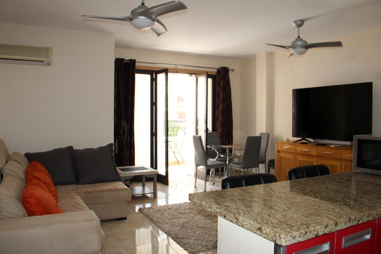 Akilar 1648509321HVPJNK ref 1779 mobile 3 Huge well decorated living room Villamartin Plaza