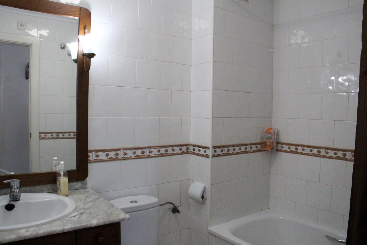 Akilar 1679762112RJKBAG ref 1797 mobile 11 Full family bathroom Las Violetas