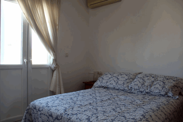 Akilar 1573332353HUYLBQ ref 1750 mobile 11 Double bedroom upstairs El Galan